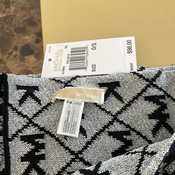 MICHAEL KORS - Picture 2 of 5